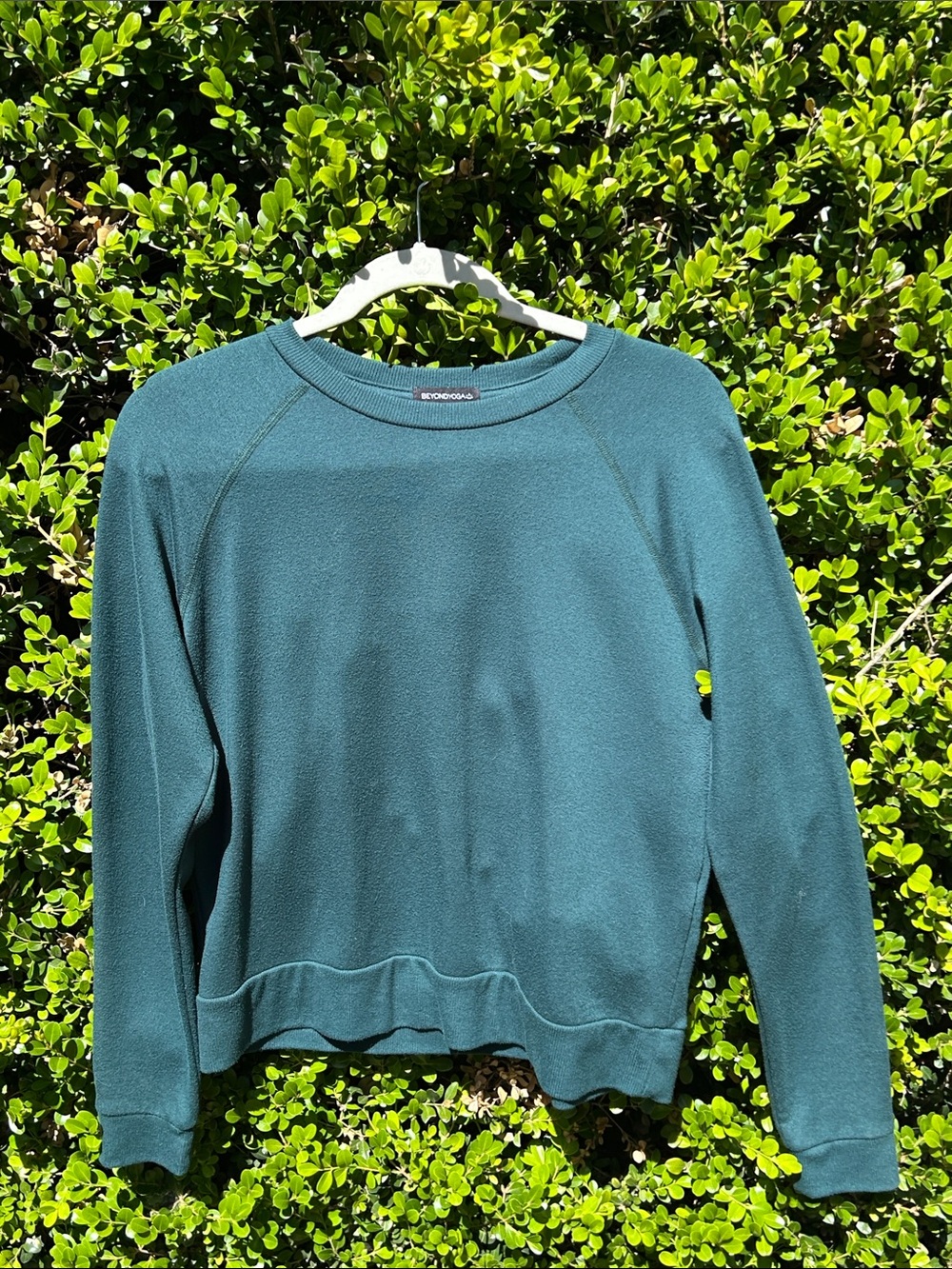 BEYOND YOGA teal green lightweight sweatshirt